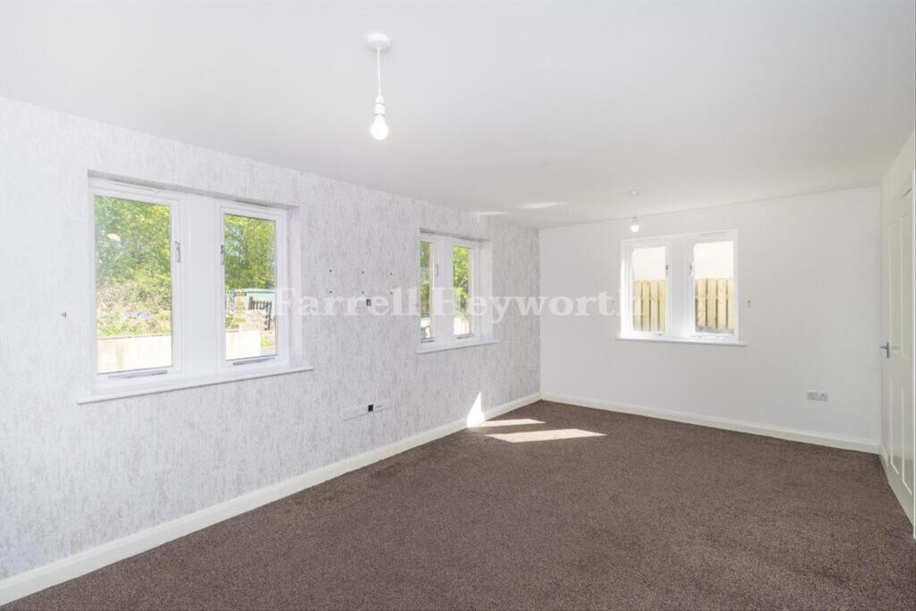 House in Lancaster - View 4