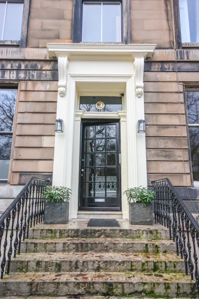 Apartment in Glasgow - View 2