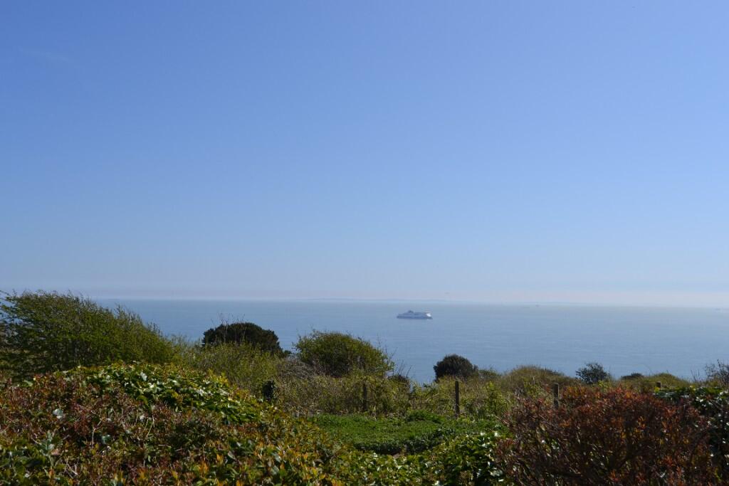 St Margaret's Bay photo 4