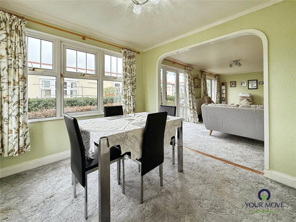 Headley Drive, Poplars Court, Bognor Regis, West Sussex, PO22 photo 3