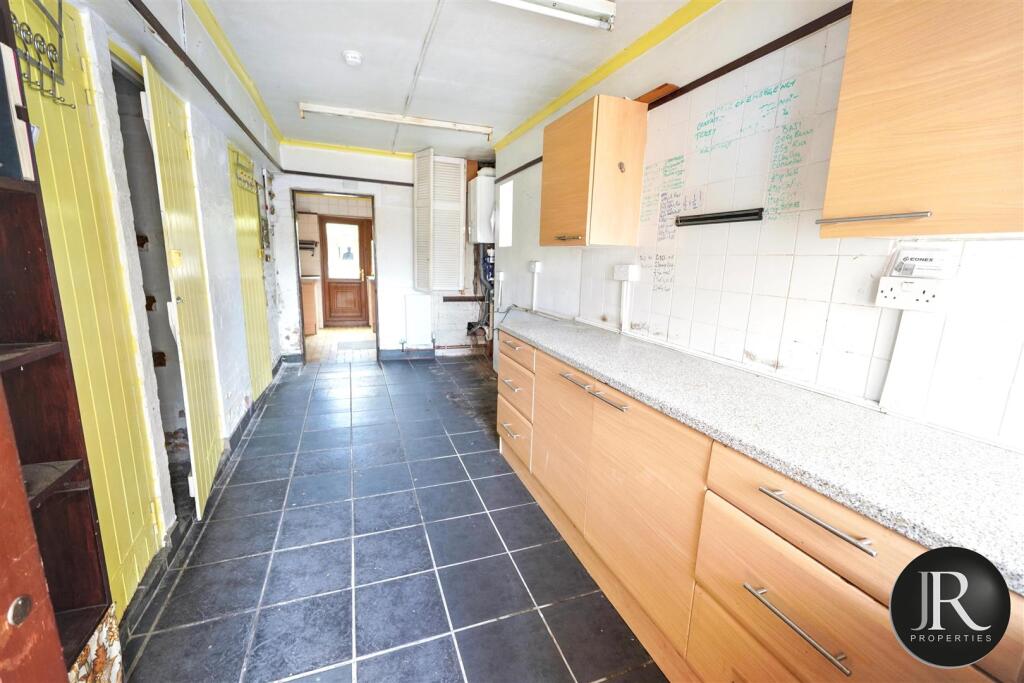 Lichfield Road, Armitage, Rugeley photo 4
