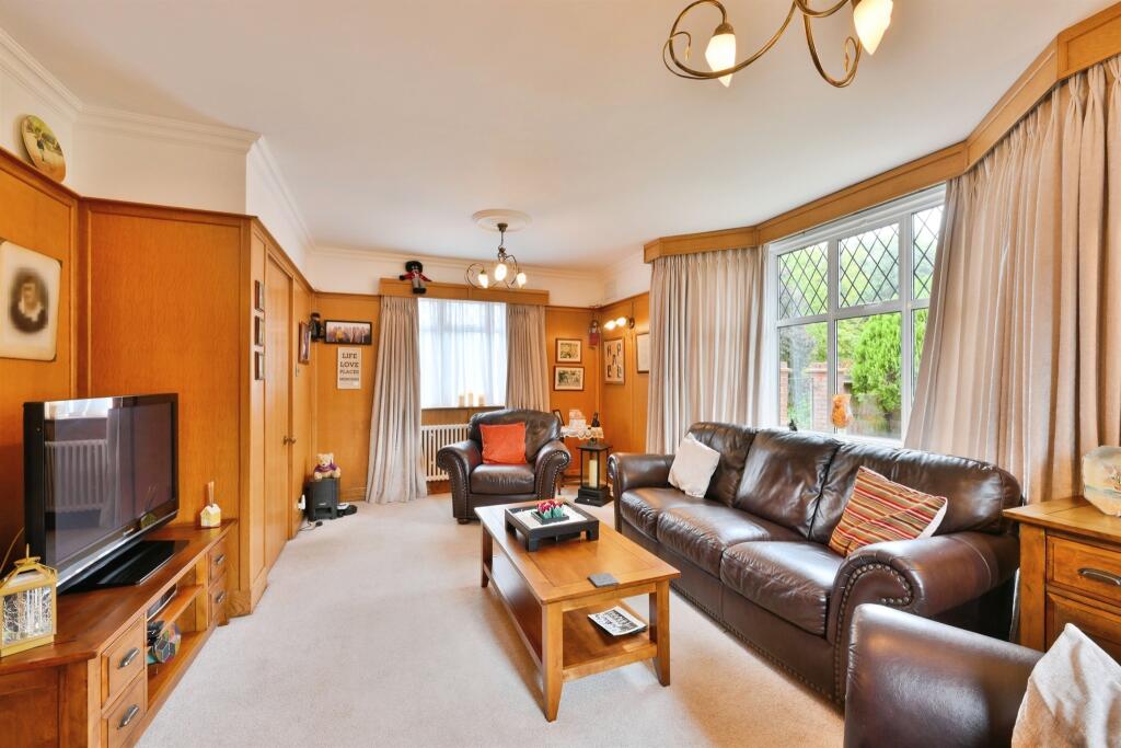 House in Enfield - View 3