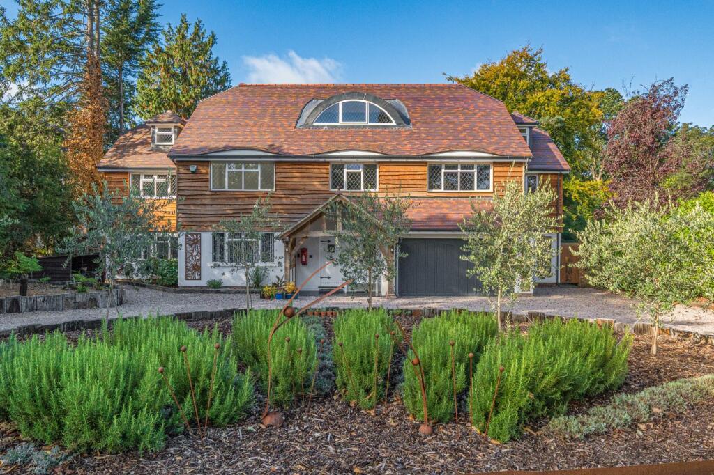 Main image of property: Forest Ridge, Keston Park, BR2