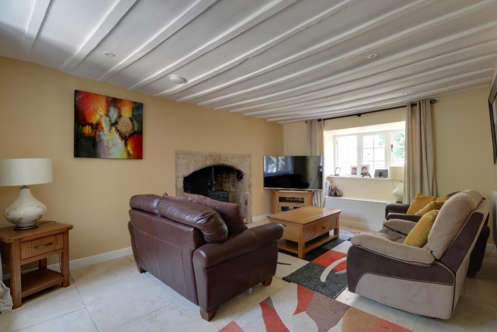 House in South Kesteven, Corby Glen - View 4