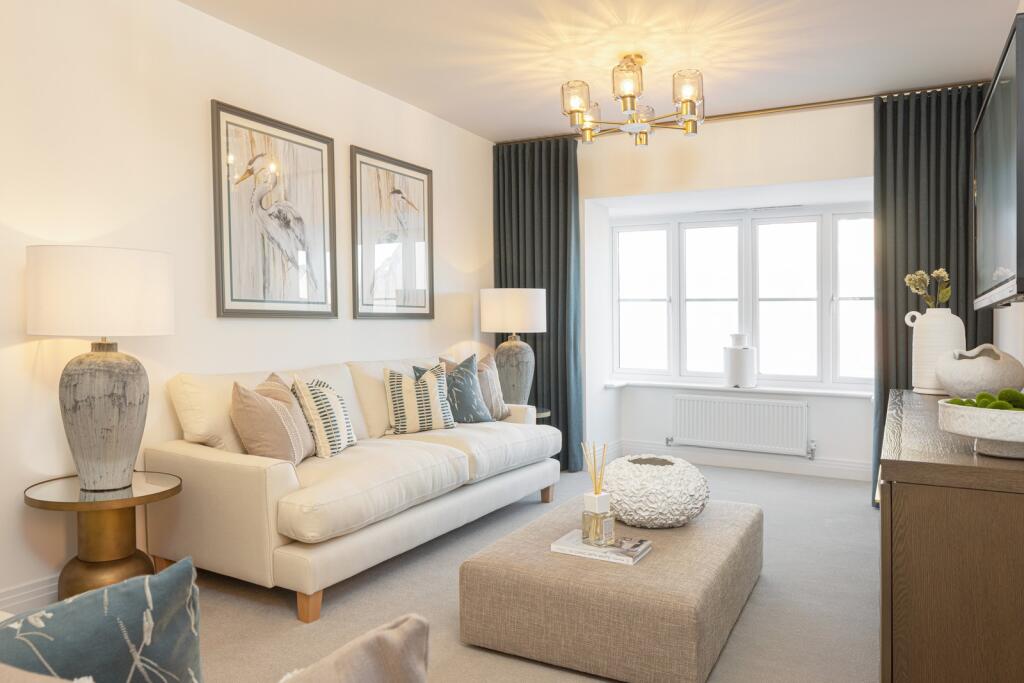 House in Horsham, Old Holbrook, North Horsham - View 4