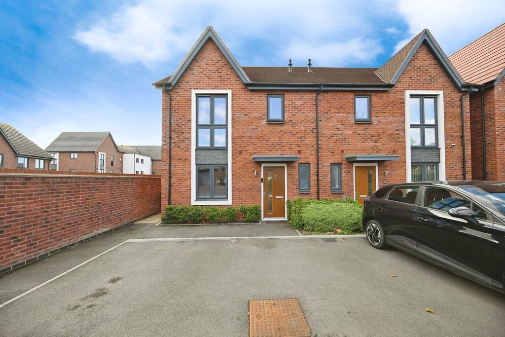 3-bed semi-detached on Shaughnessy Way, Houlton, Rugby, £320,000