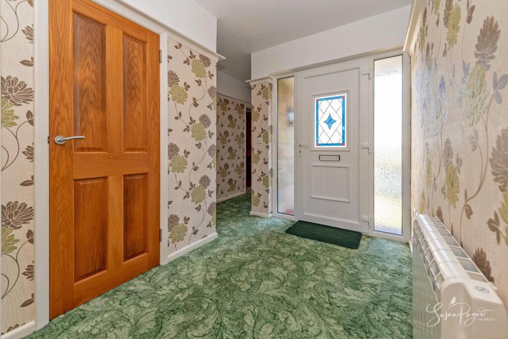 House in Ventnor, Kingates, Niton - More