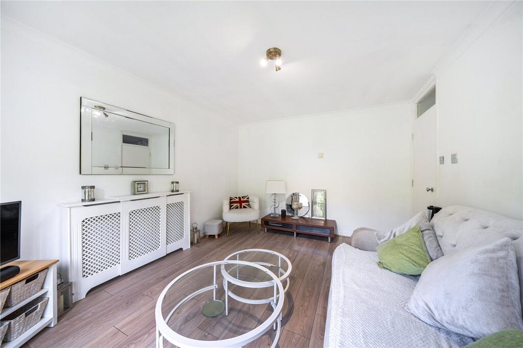 Apartment in London - View 3