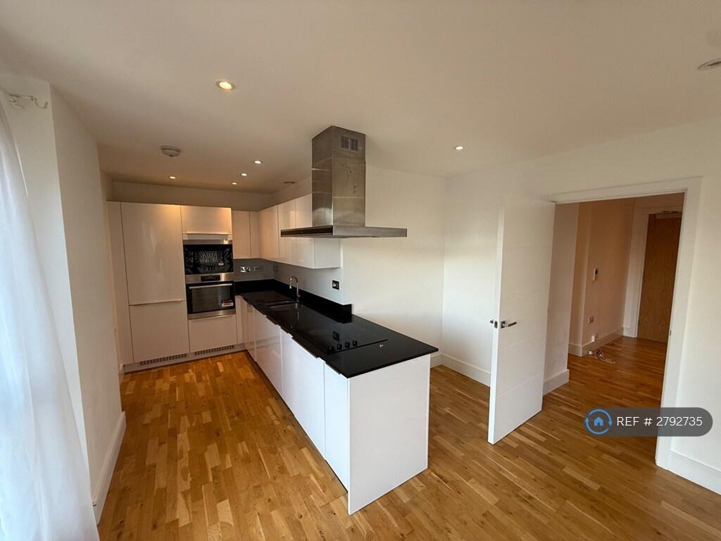 Main image of property: Leven Road, London, E14