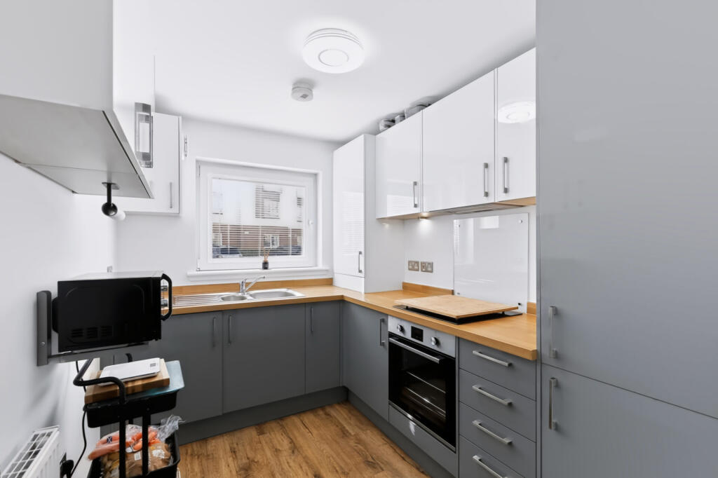 Apartment in Paisley - View 5