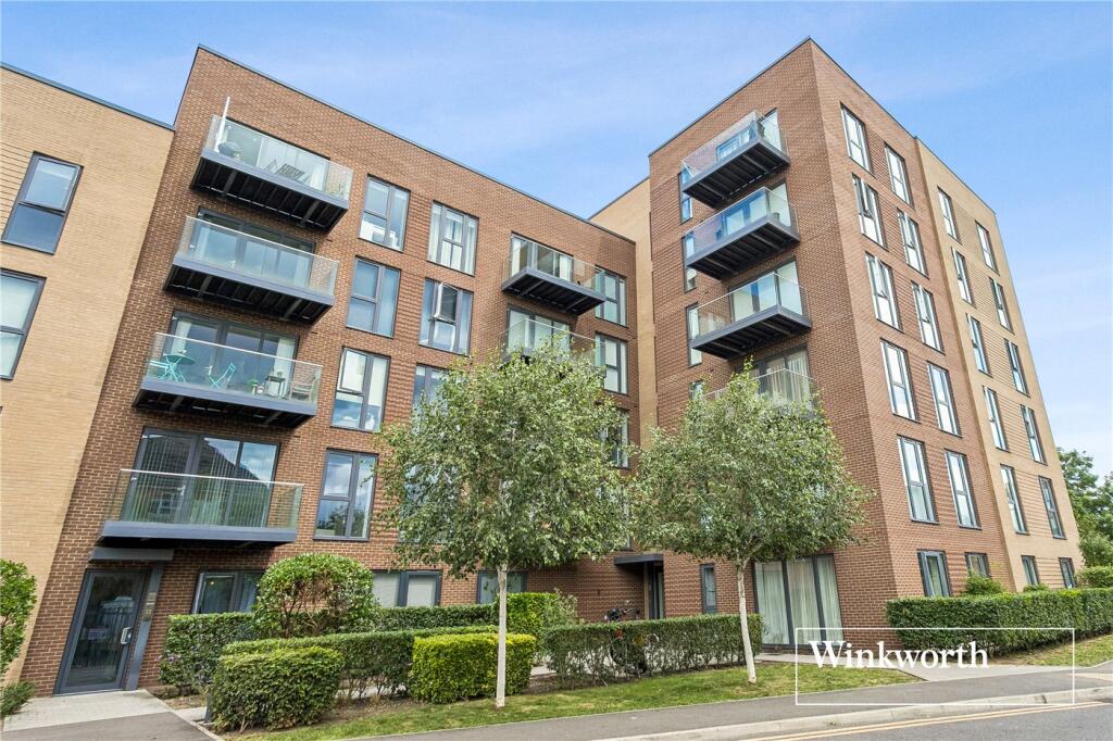 Apartment in Watford - View 2