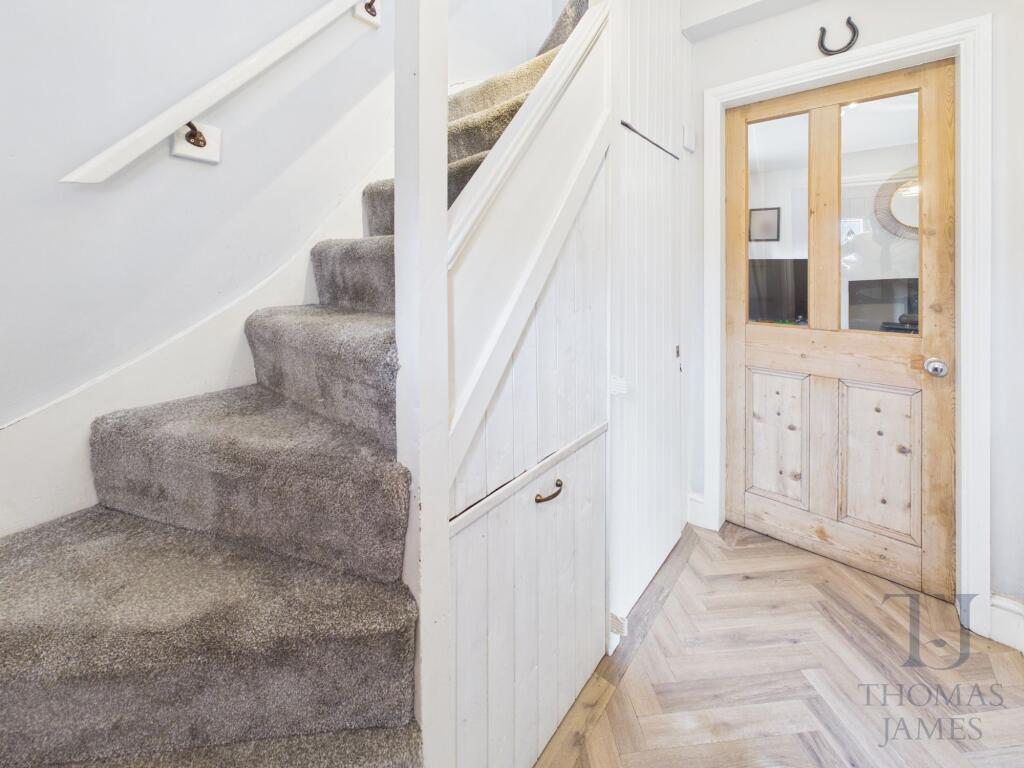 House in Nottingham, Wilford - More