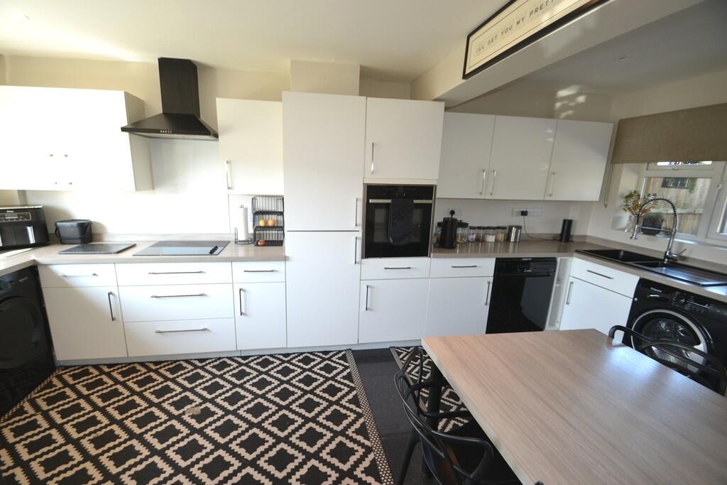 House in Stoke-on-Trent - View 4