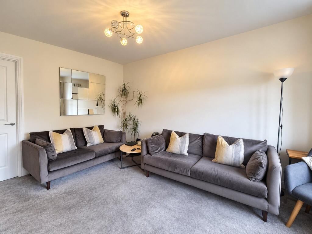 House in Leicester - View 2