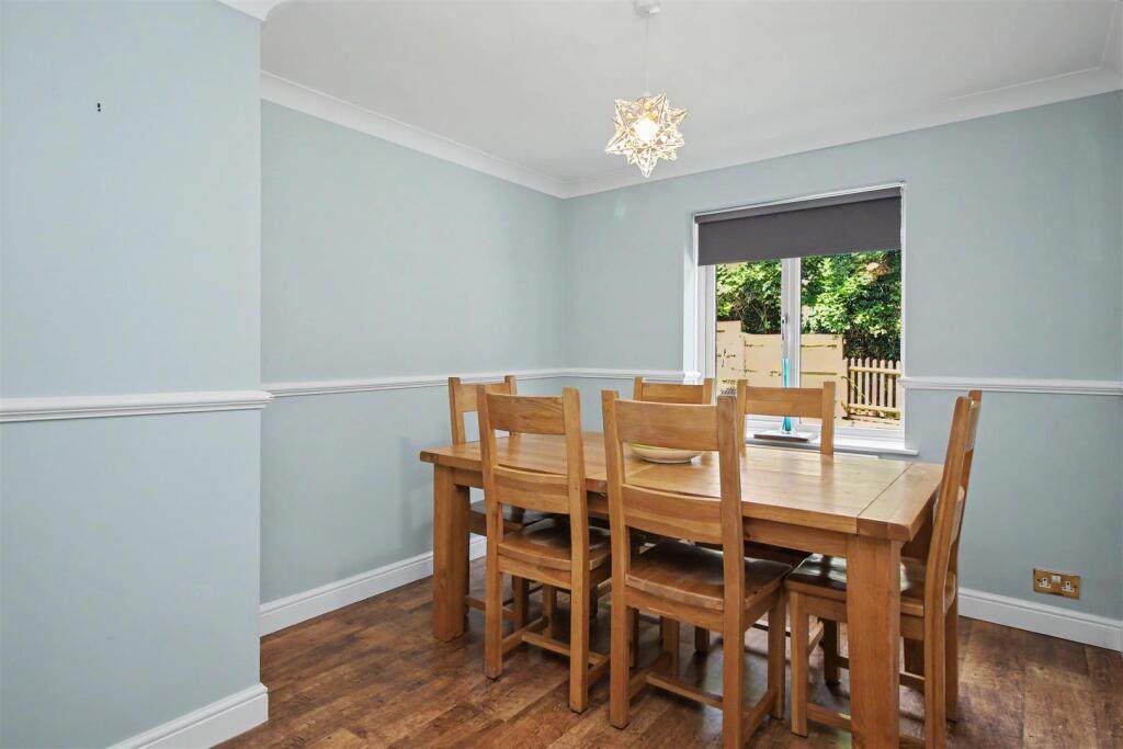 NN14 Kinewell Close, Ringstead - View 4