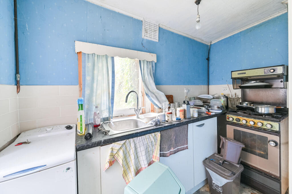 House in London, East Dulwich - More