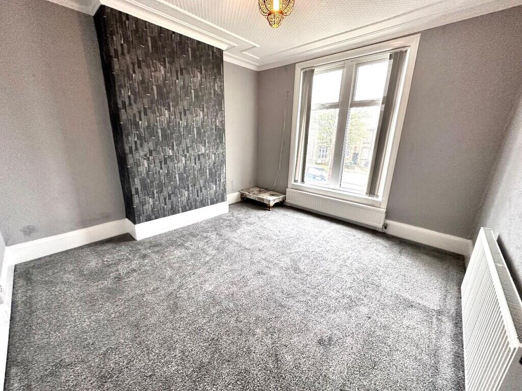 House in Kirklees, West Yorkshire - View 3