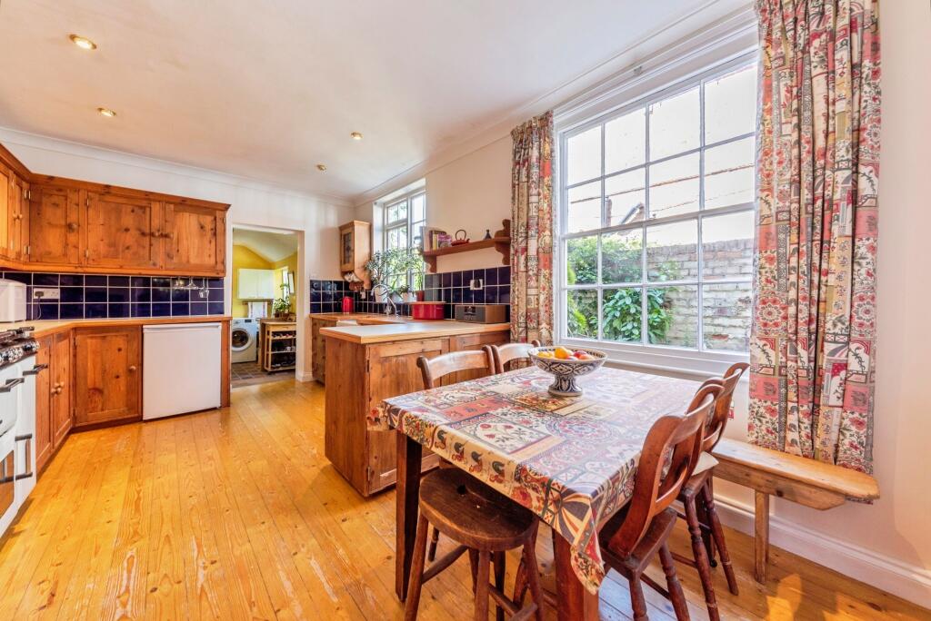House in North Kesteven, Sleaford - View 3