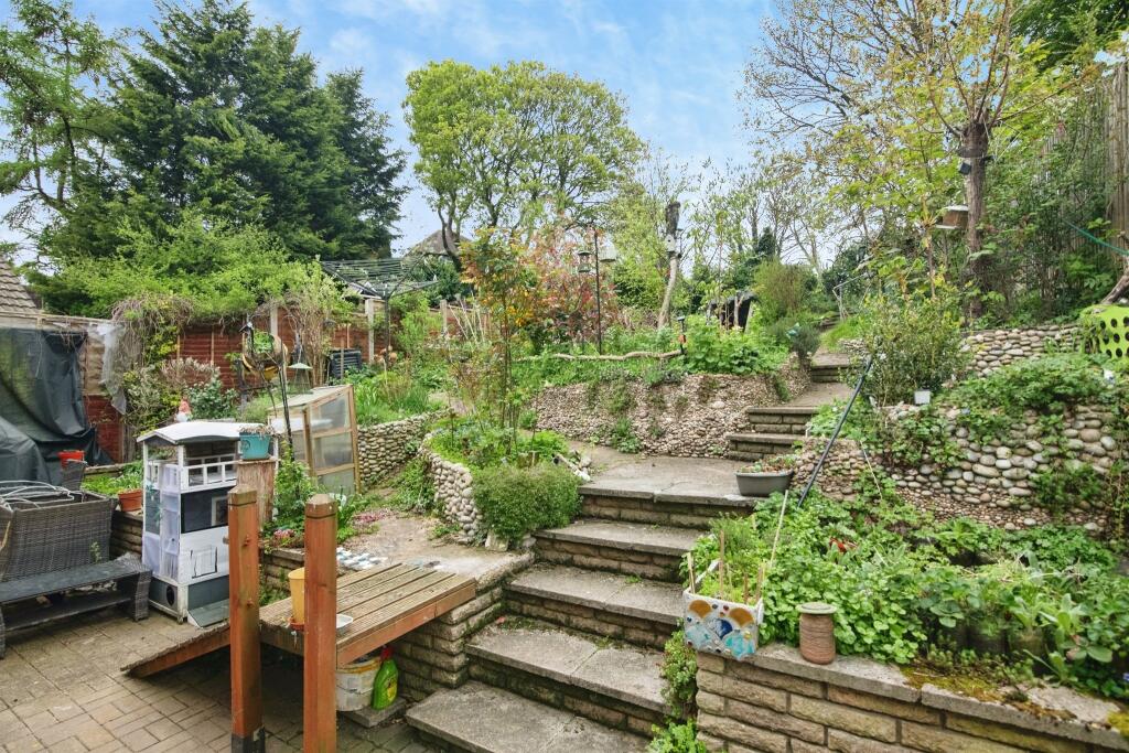 Additional image 12 of Wyndmill Crescent, West Bromwich