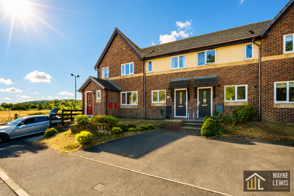 Main image of property: Tyn Y Waun Road, Machen, Caerphilly, CF83 8LA