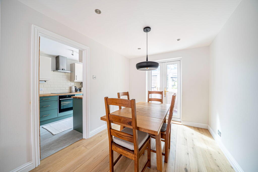 The Rookery, Whitchurch, RG28 7DL photo 4