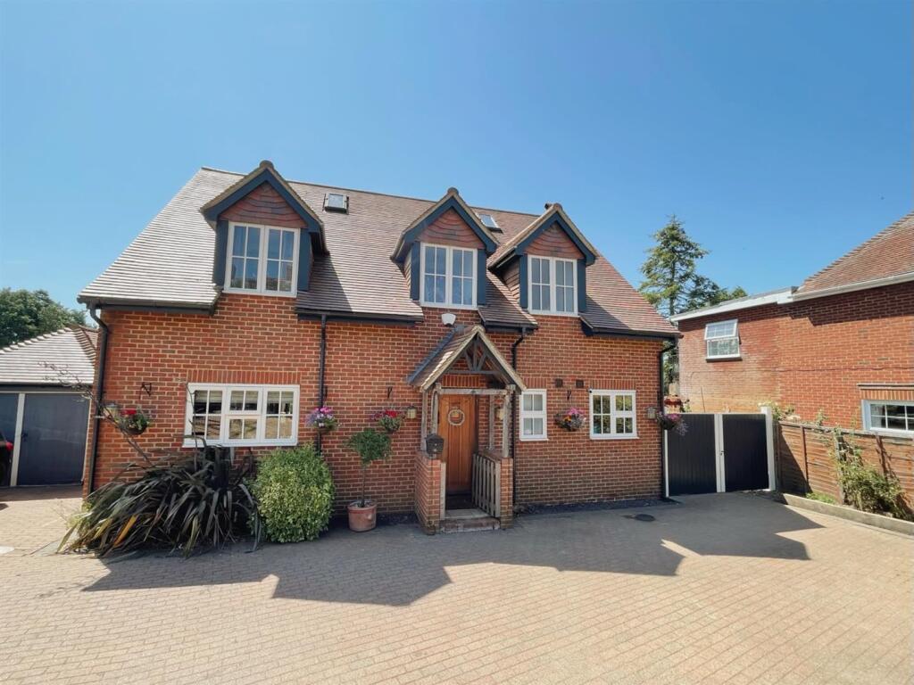 Main image of property: Ash, Canterbury