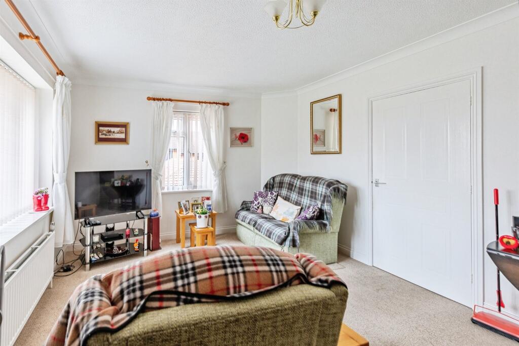 Apartment in Collingtree, Blacky More, East Hunsbury - View 5