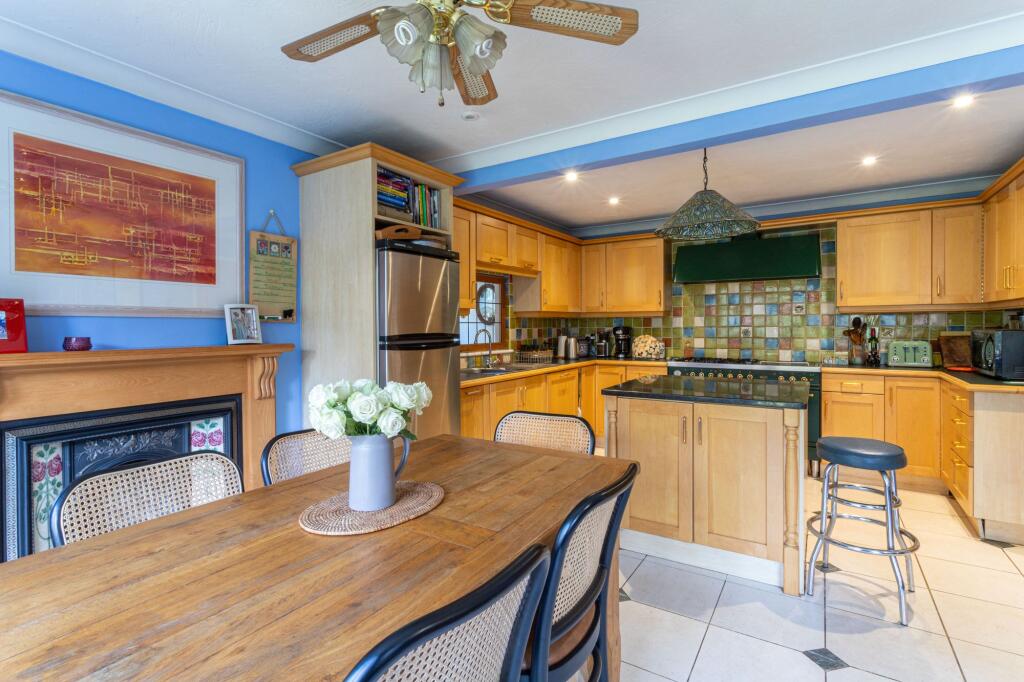 House in Finchampstead - View 2