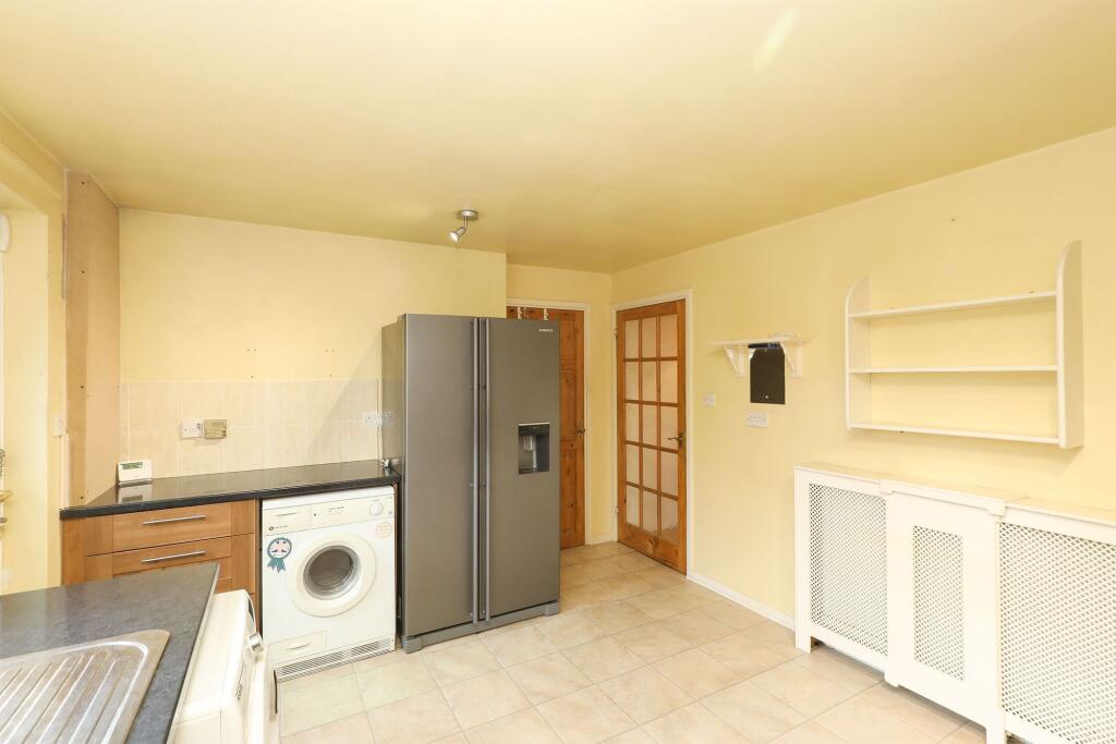 House in Sheffield, Normancroft, Manor - View 5