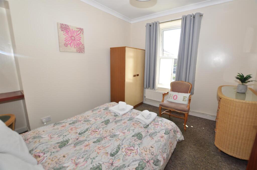 5 Richmond Terrace, Carmarthen, Carmarthenshire photo 5