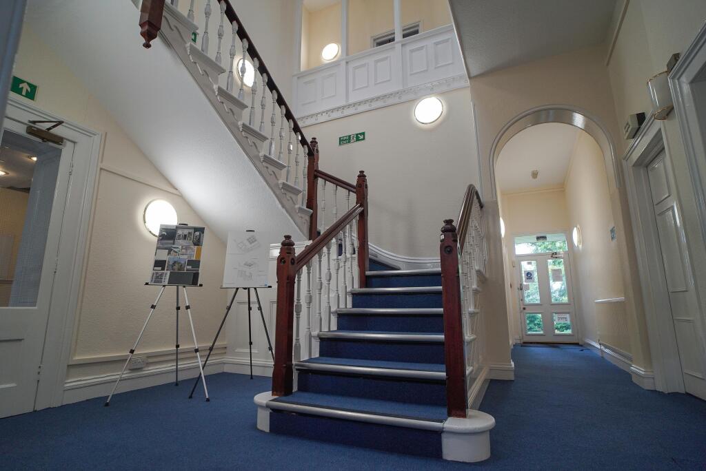 19 Calthorpe Road