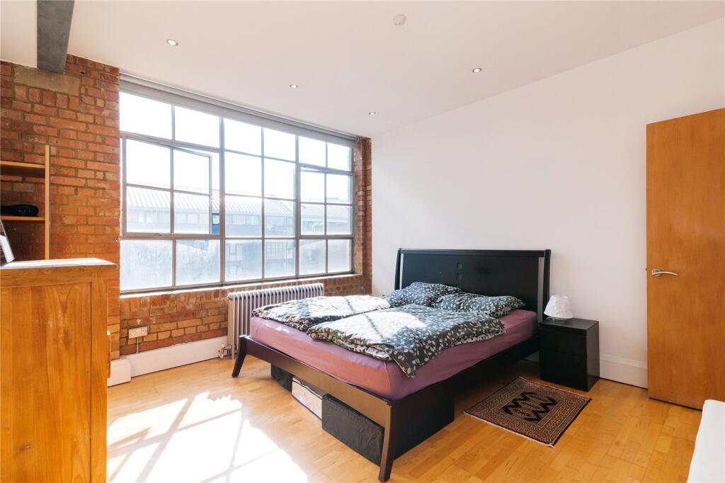 Apartment in London - View 5