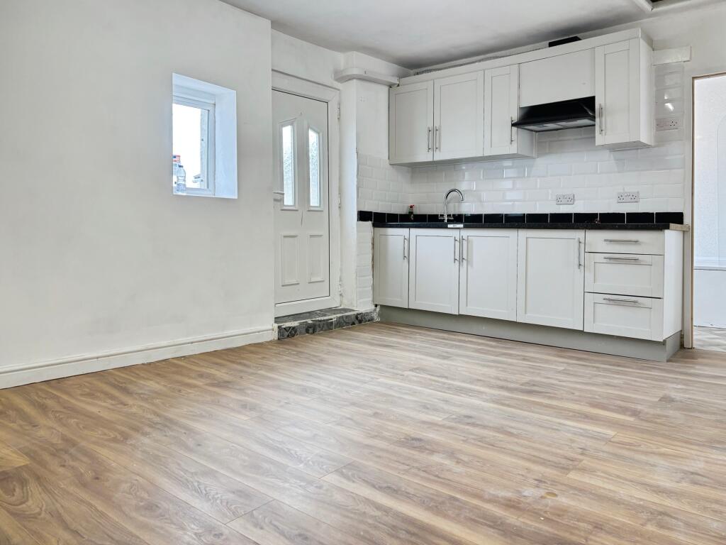 Main image of property: Maescanner road