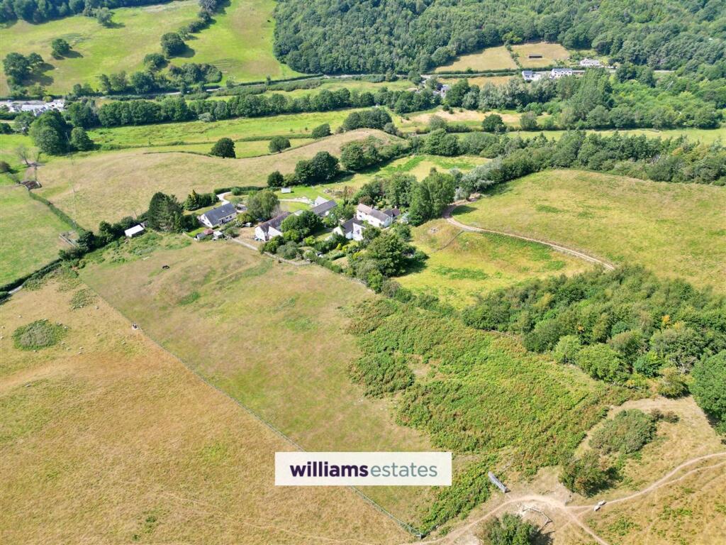 Bodfari, Ty Isaf, LL16 photo 4