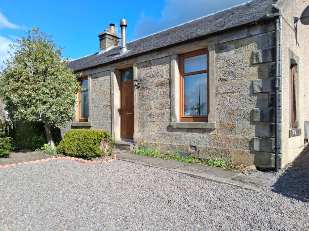 Main image of property: 114 Chapel Street, Carluke, ML8