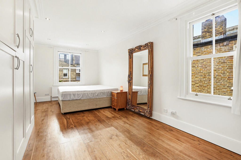 4 bedroom terraced house for rent