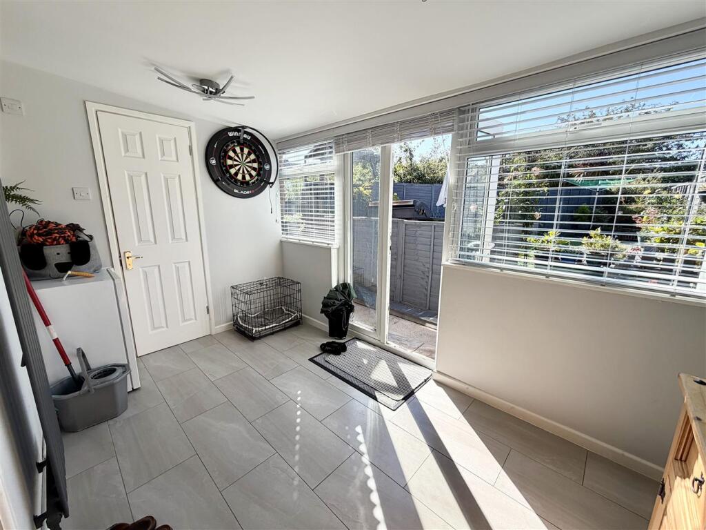 Albany Gardens, Hamworthy photo 4