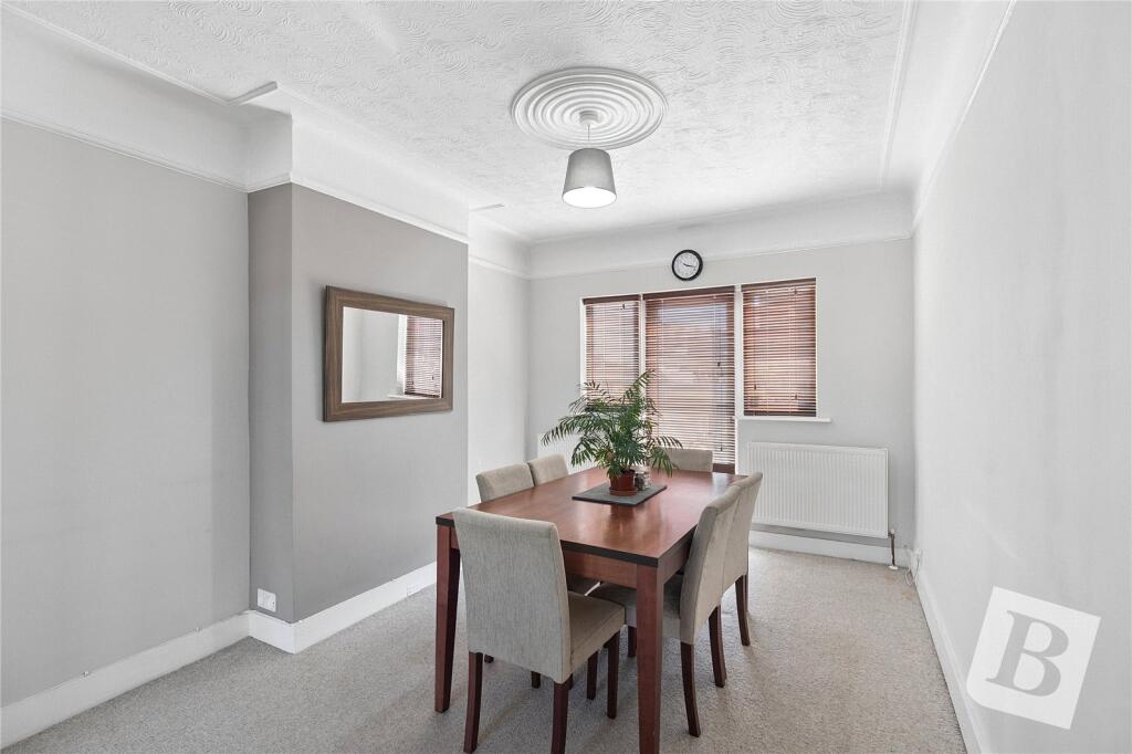 House in London - View 5