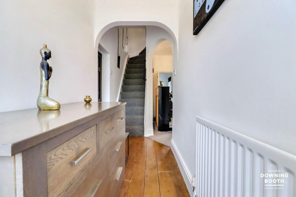 Chesterfield Road, Lichfield - Beautiful Victorian Home photo 2