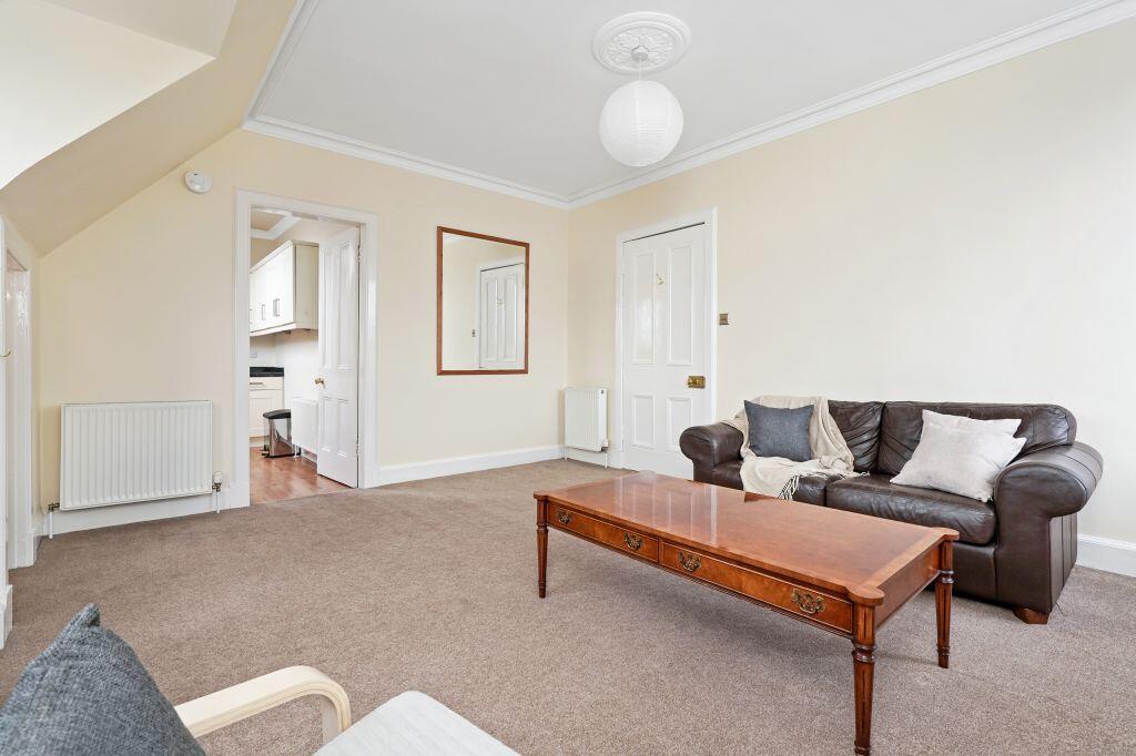 Apartment in Edinburgh - View 4