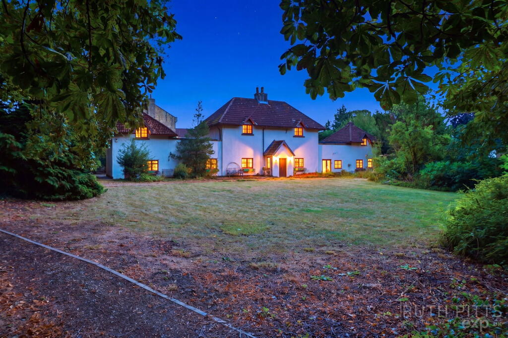 House in Doncaster - View 3