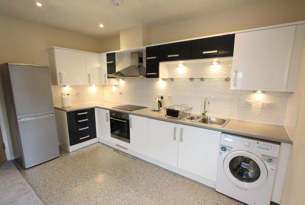 Main image of property: Warwick Road, Banbury, Oxon, OX16 0FJ