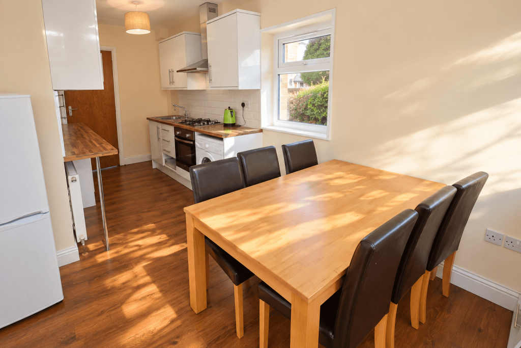 House in Manchester, Ladybarn, Burnage - View 4
