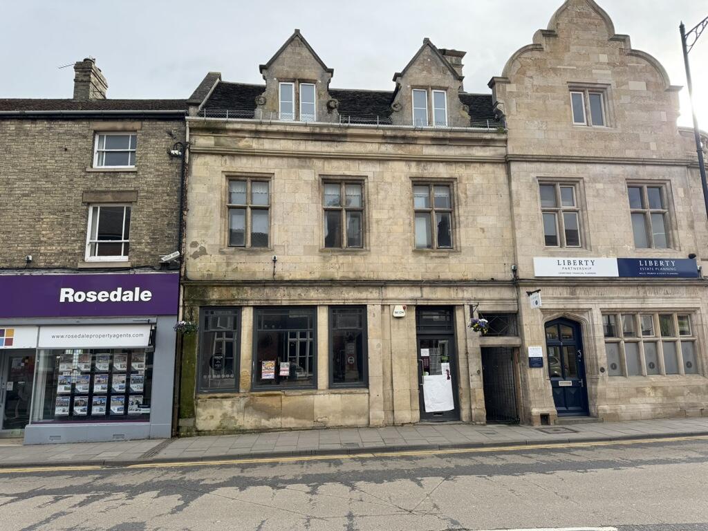 Main image of property: 10 North Street, Bourne, Lincolnshire, PE10 9AB