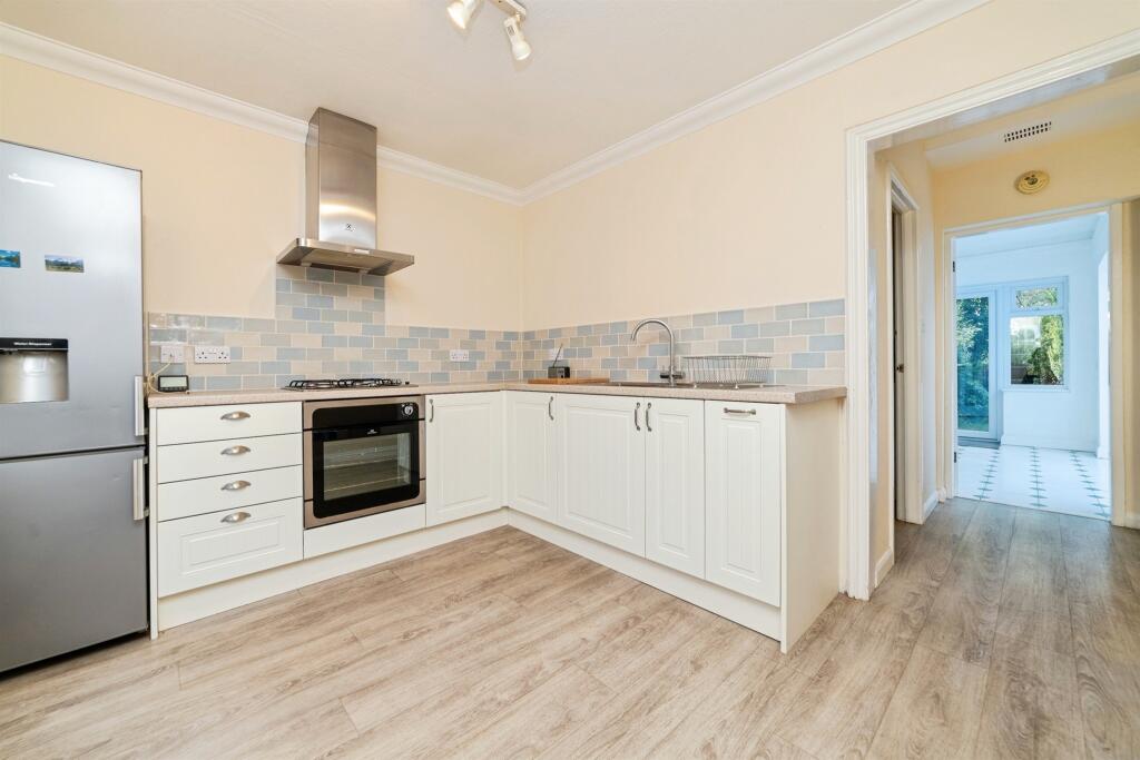 House in St Albans - View 5