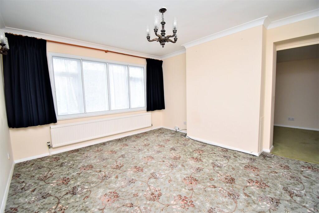 Prestwick Drive, Bishop's Stortford photo 2