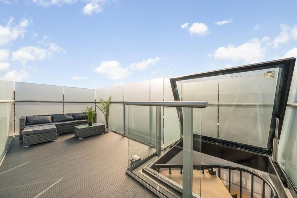 Apartment in London, South Wimbledon, Merton - View 2