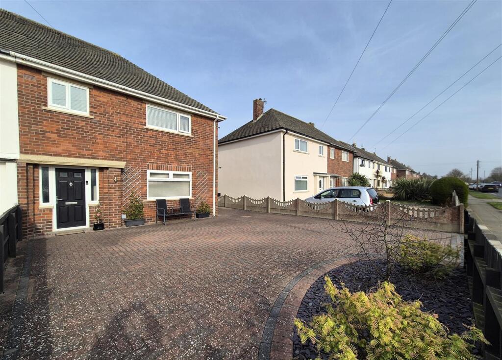 Main image of property: Blackpool Road North, Lytham St. Annes