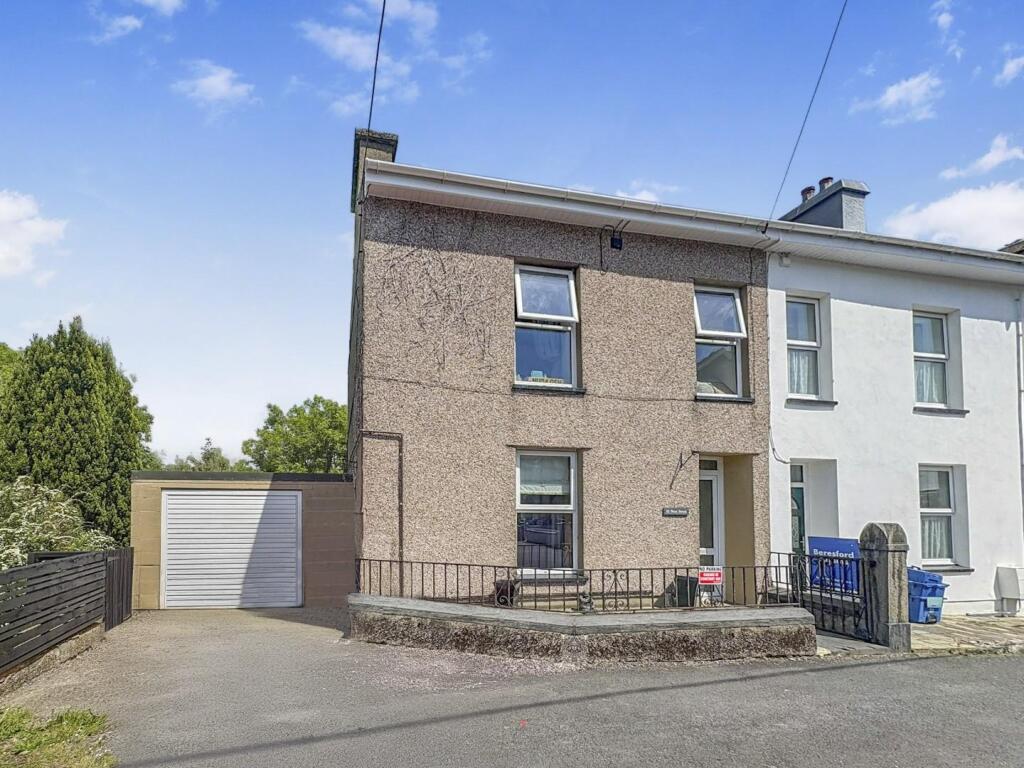 Main image of property: Dora Street, Porthmadog