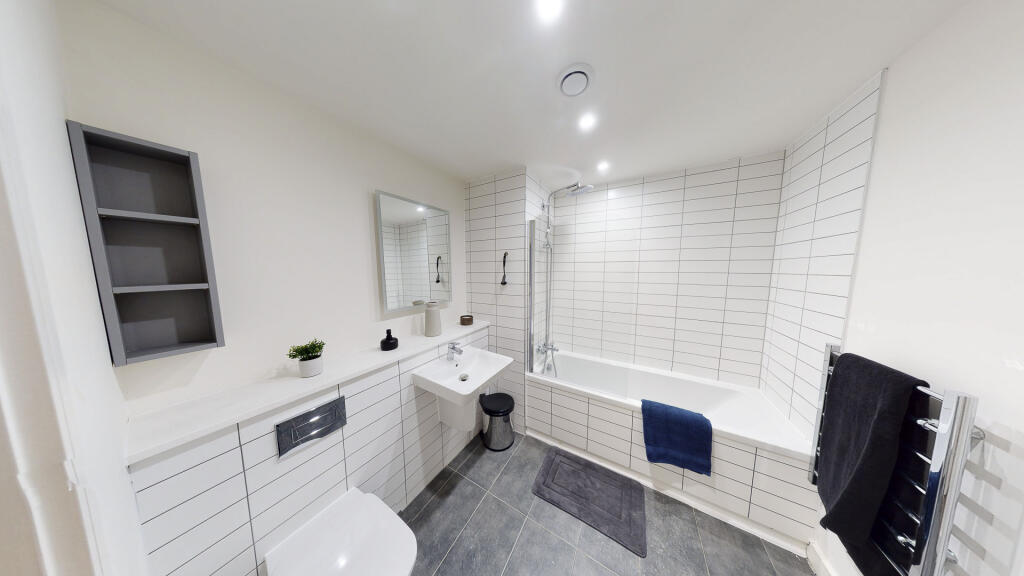 Apartment in Liverpool - View 5
